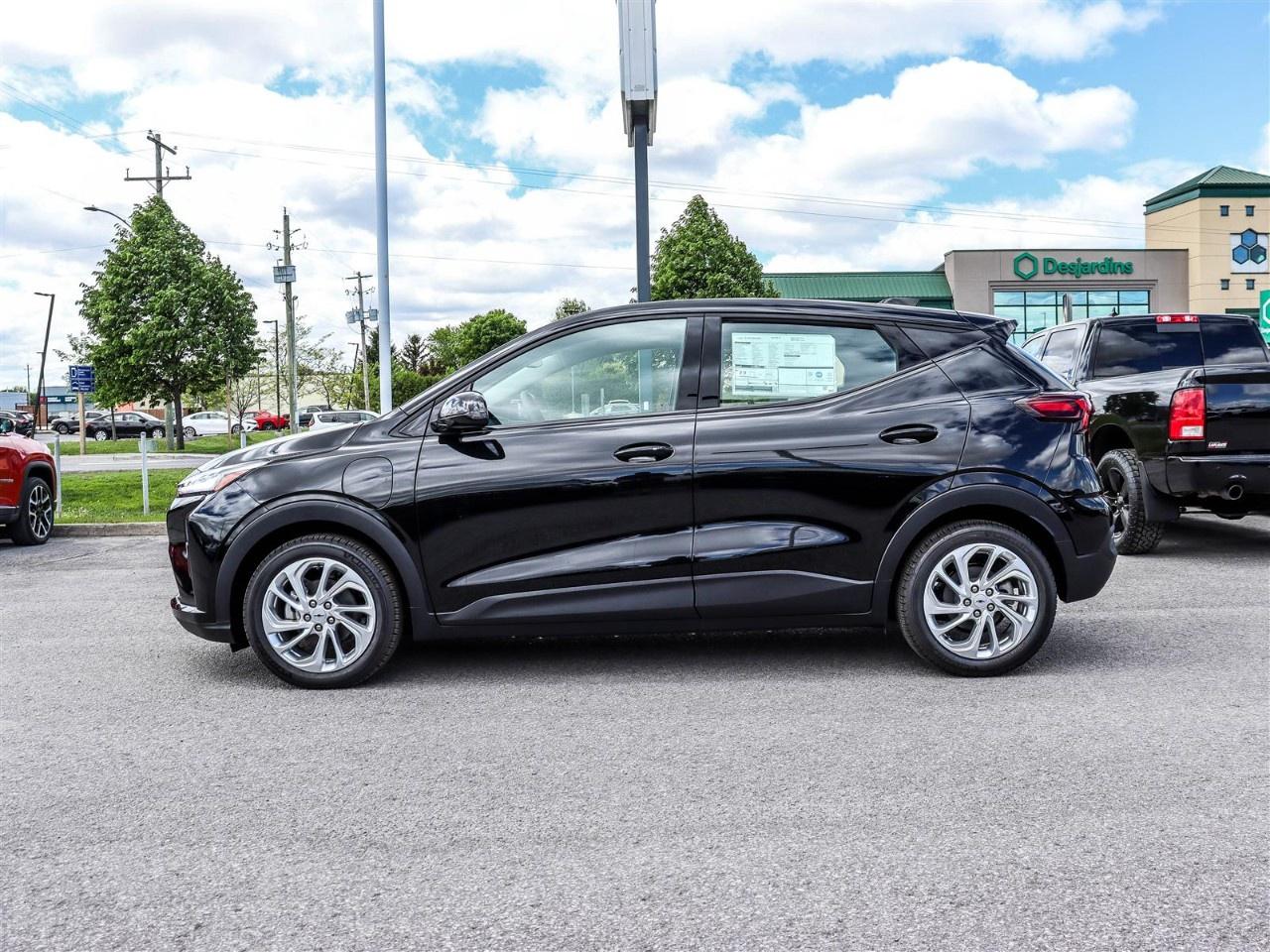 2027 Chevrolet Bolt FWD 4dr LT Photo