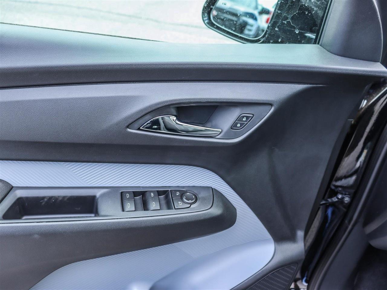 2027 Chevrolet Bolt FWD 4dr LT Photo