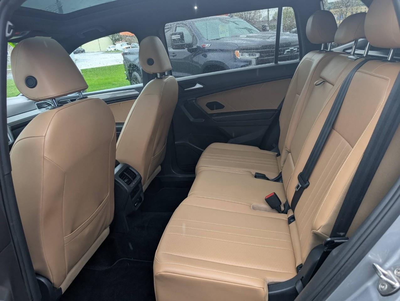 2024 Volkswagen Tiguan Comfortline R-Line Black Edition 4MOTION Photo