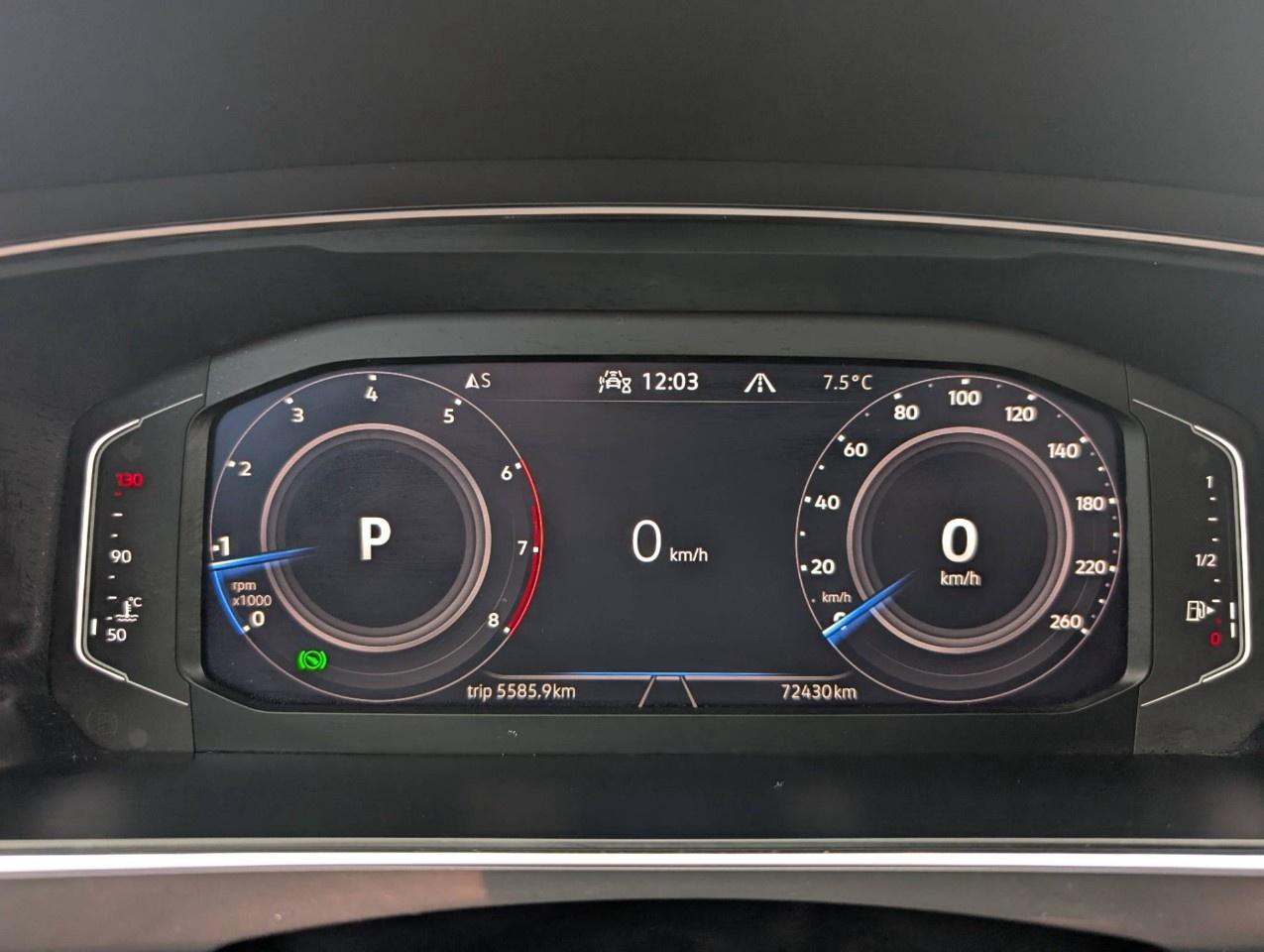 2024 Volkswagen Tiguan Comfortline R-Line Black Edition 4MOTION Photo