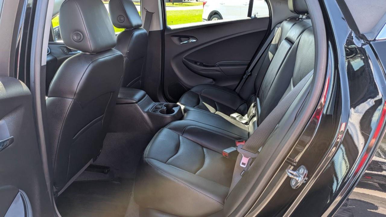 2018 Chevrolet Volt Hatchback Premier Photo