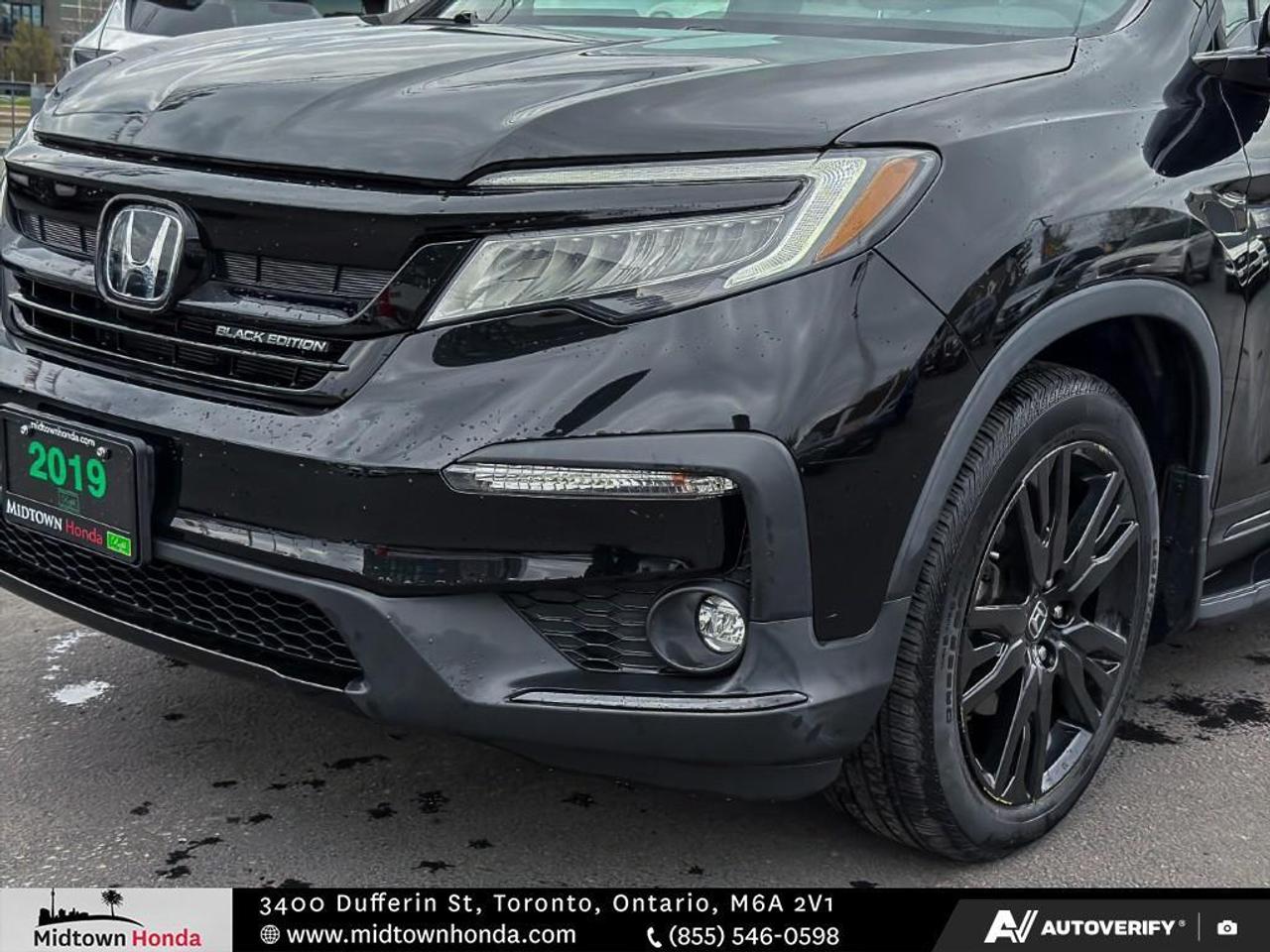 2019 Honda Pilot ULTRA LOW KMS I BLACK EDITION I 3RD ROW SEATS Photo