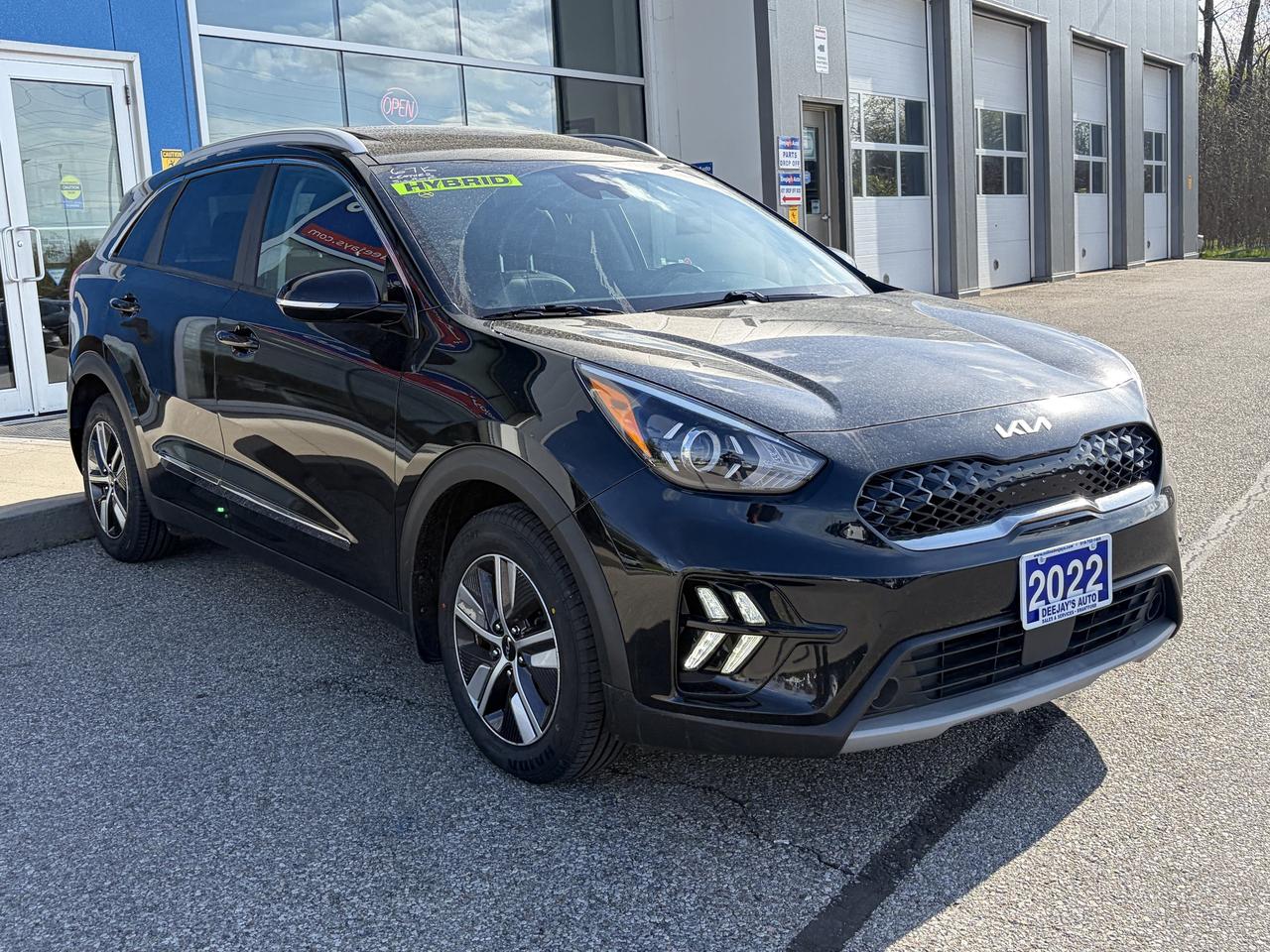 2022 Kia Niro Plug-In Hybrid EX Premium FWD   Clean Carfax Photo