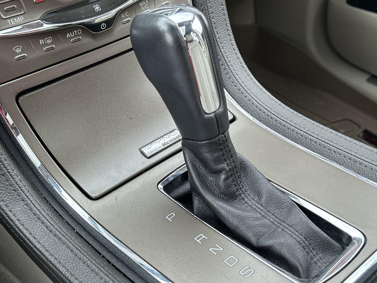 2013 Lincoln MKX 4D Utility AWD   Accident-Free Photo