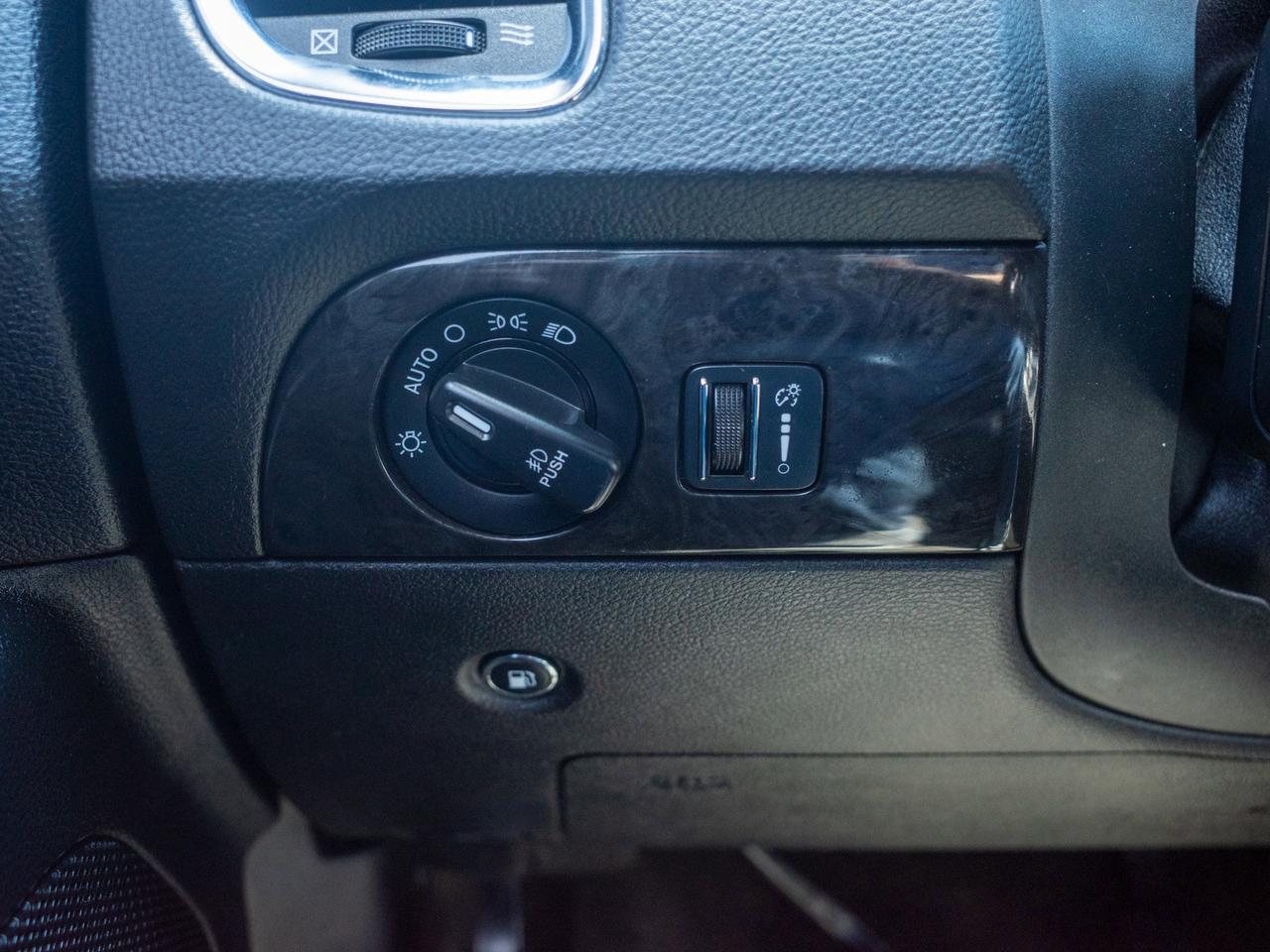 2015 Dodge Durango Limited - Mirror Memory   Leather Seats Photo