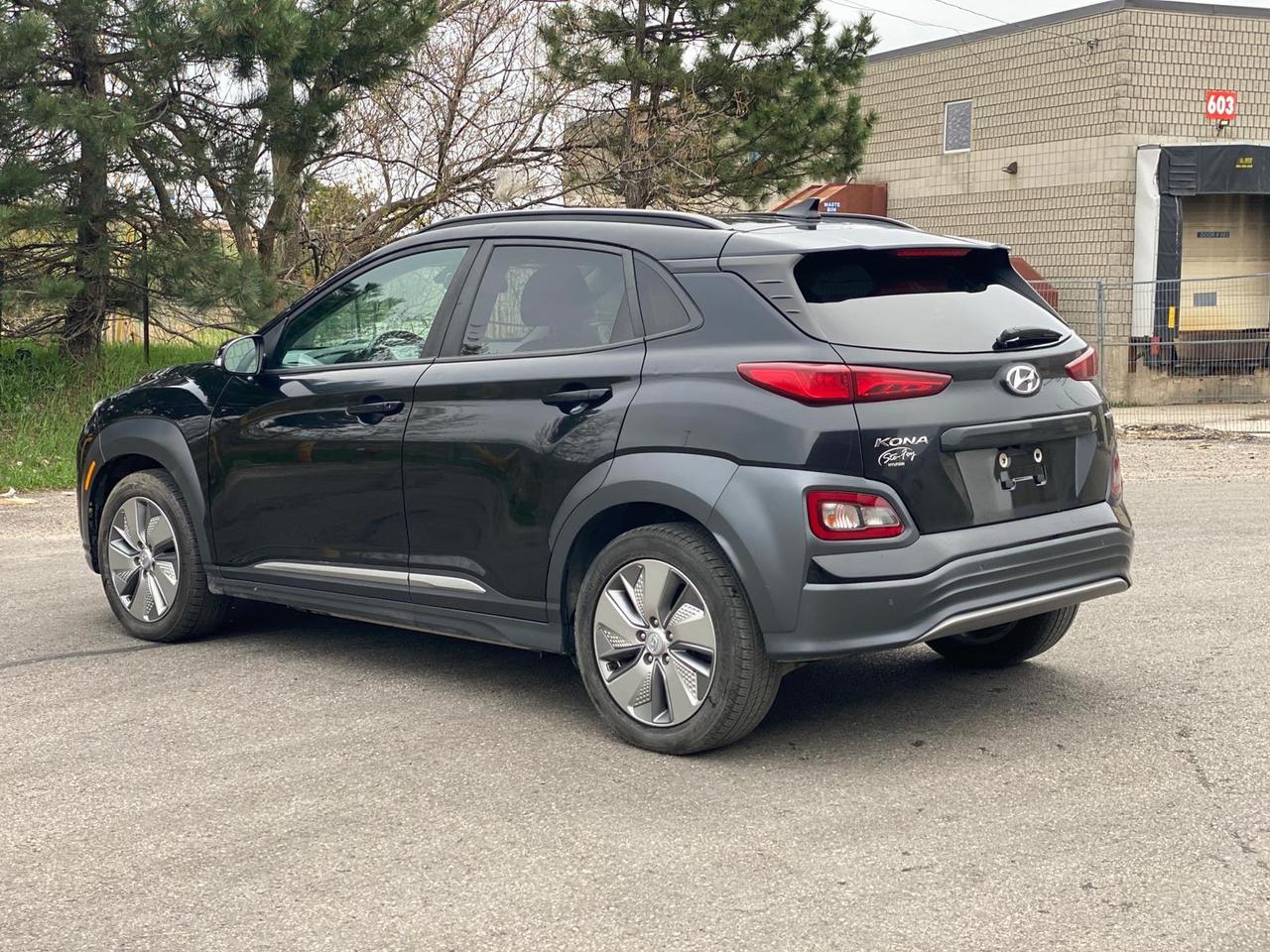 2021 Hyundai KONA electric Preferred | NO ACCIDENT Photo3