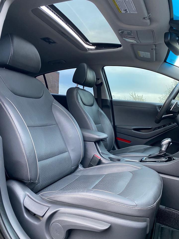 2019 Hyundai IONIQ Limited HYBRID | LEATHER | SUNROOF Photo