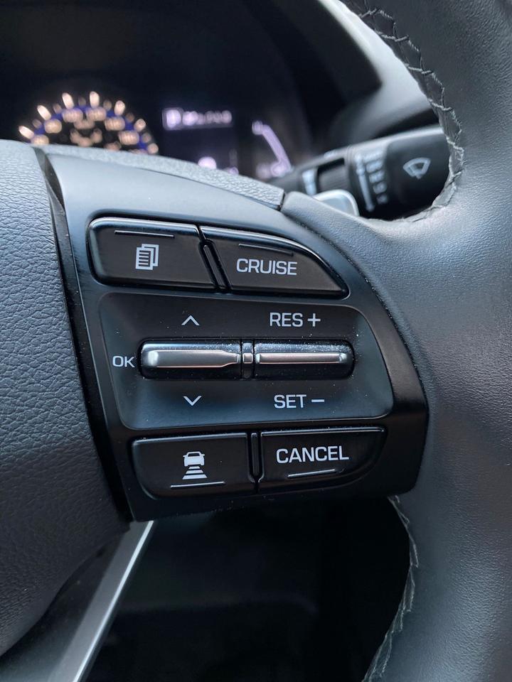 2019 Hyundai IONIQ Limited HYBRID | LEATHER | SUNROOF Photo