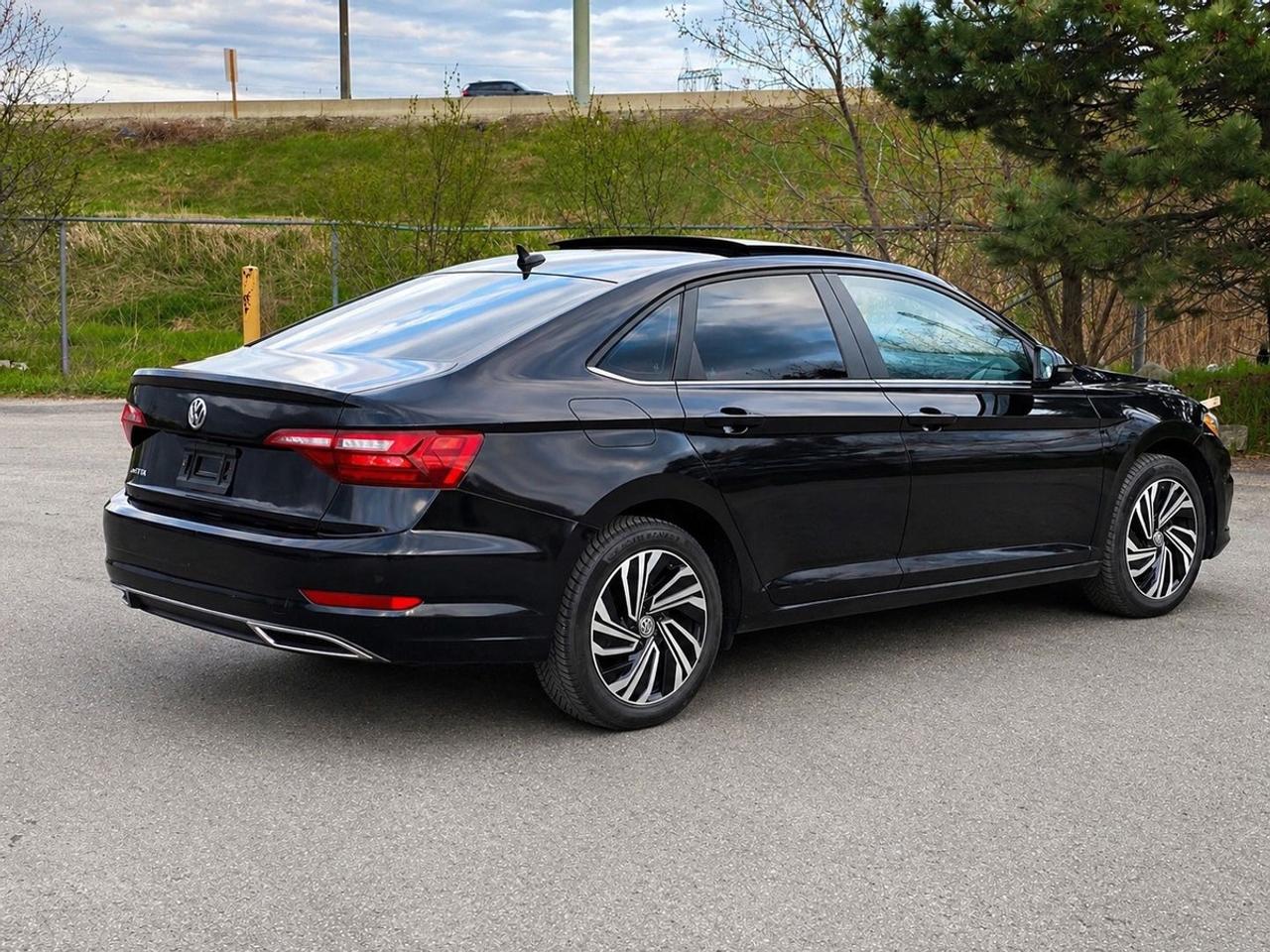 2020 Volkswagen Jetta Execline | SUNROOF | LEATHER Photo