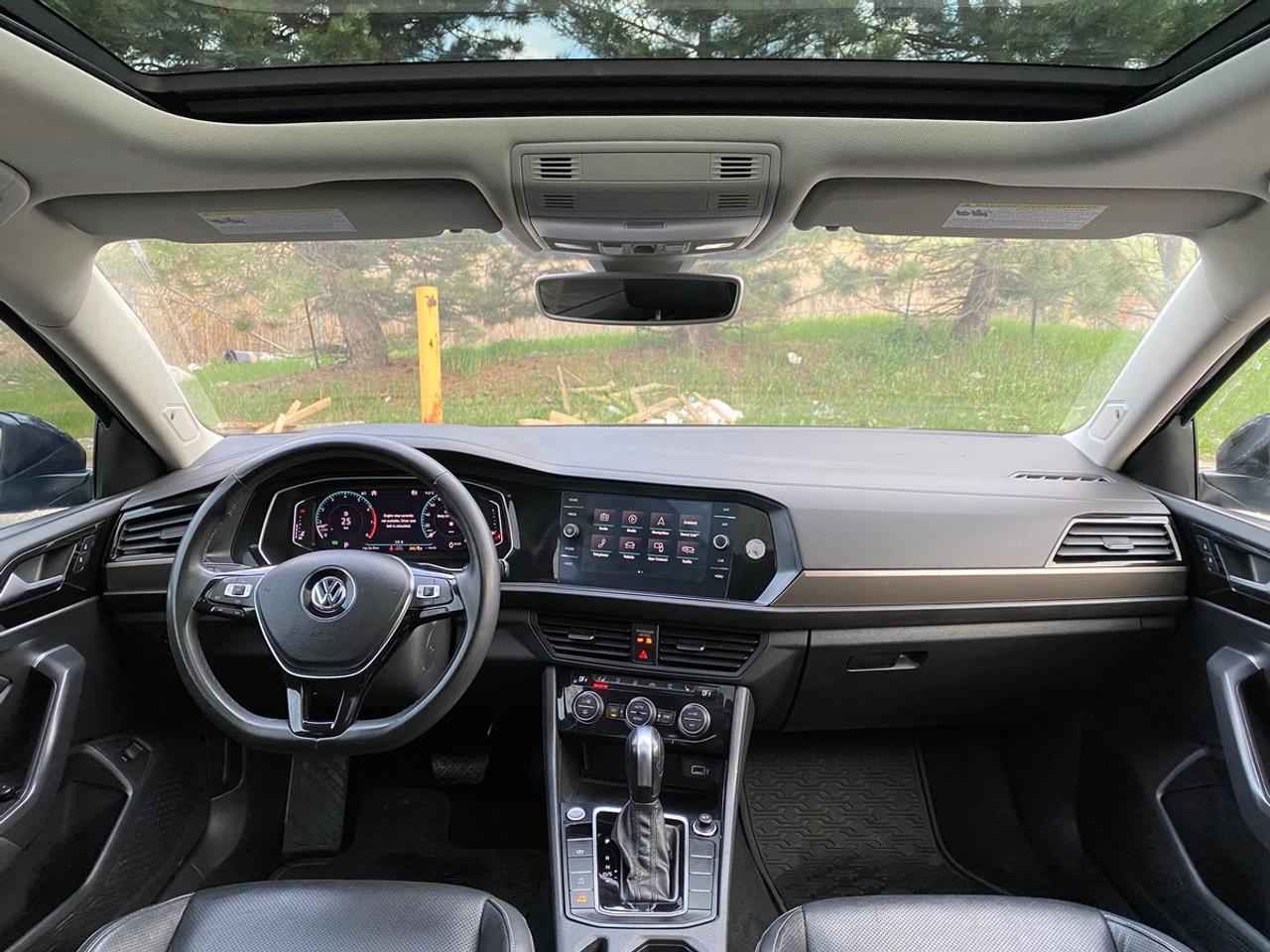 2020 Volkswagen Jetta Execline | SUNROOF | LEATHER Photo