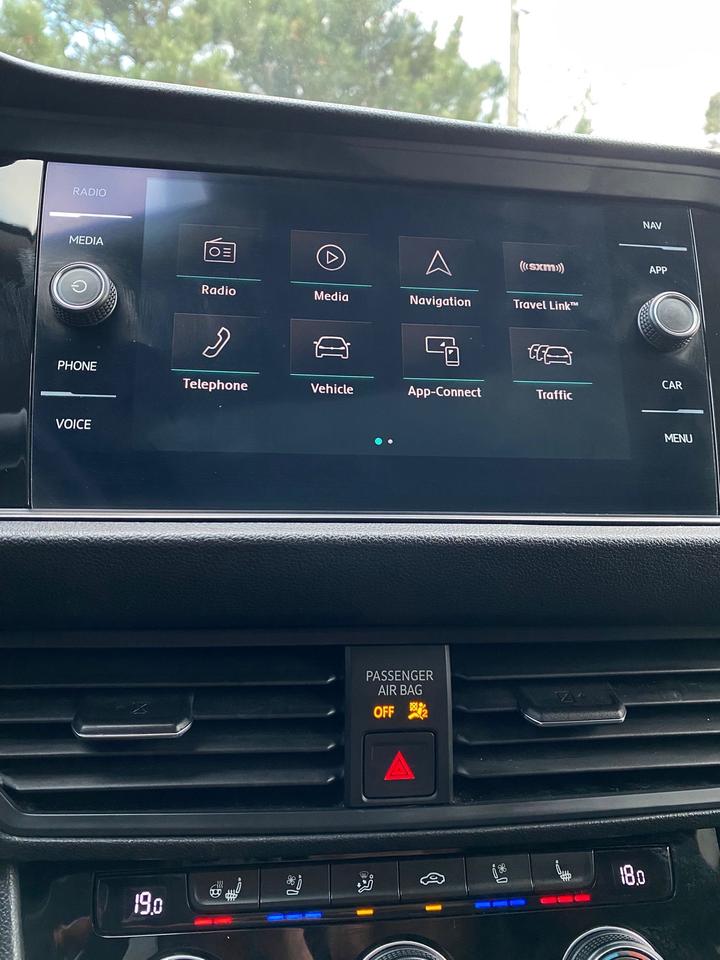2020 Volkswagen Jetta Execline | SUNROOF | LEATHER Photo