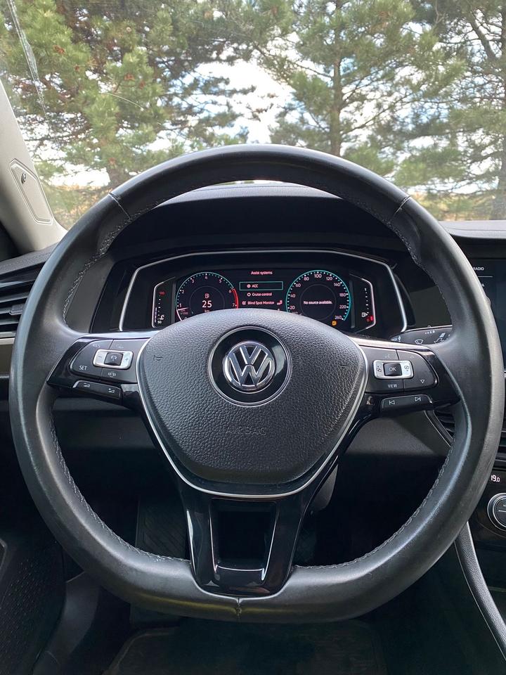 2020 Volkswagen Jetta Execline | SUNROOF | LEATHER Photo