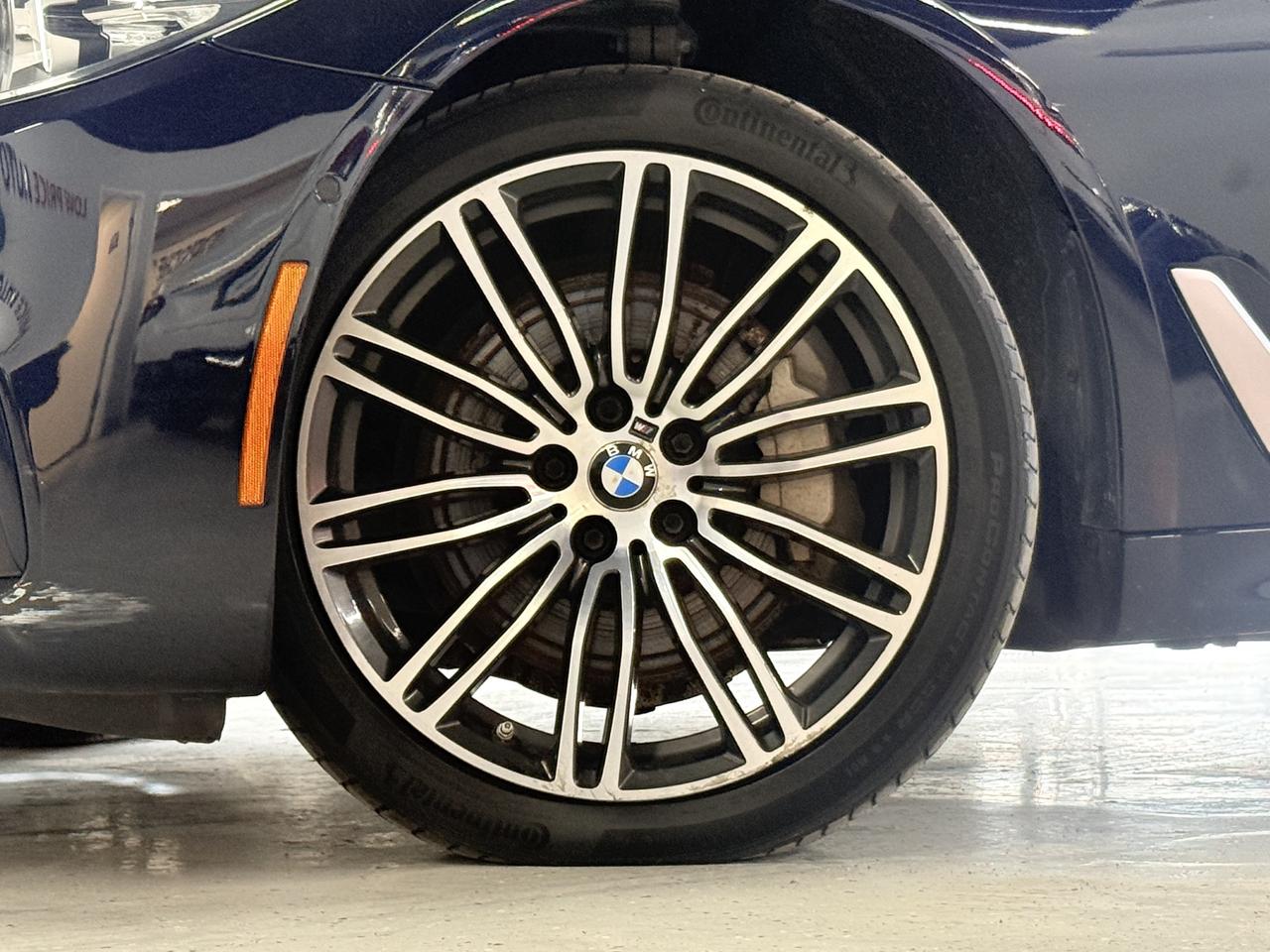 2019 BMW 5 Series No Accidents l M-Sport l X-Drive l 250HP l 4Cyl Photo2