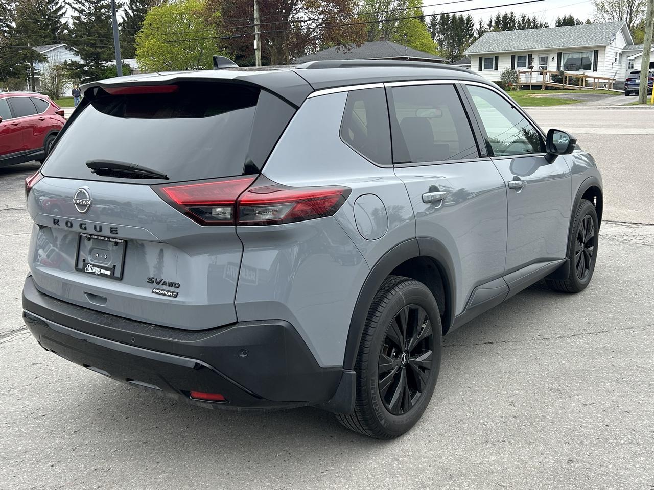 2023 Nissan Rogue SV MIDNIGHT EDITION/LEATHER/SUNROOF CALL NAPANEE Photo