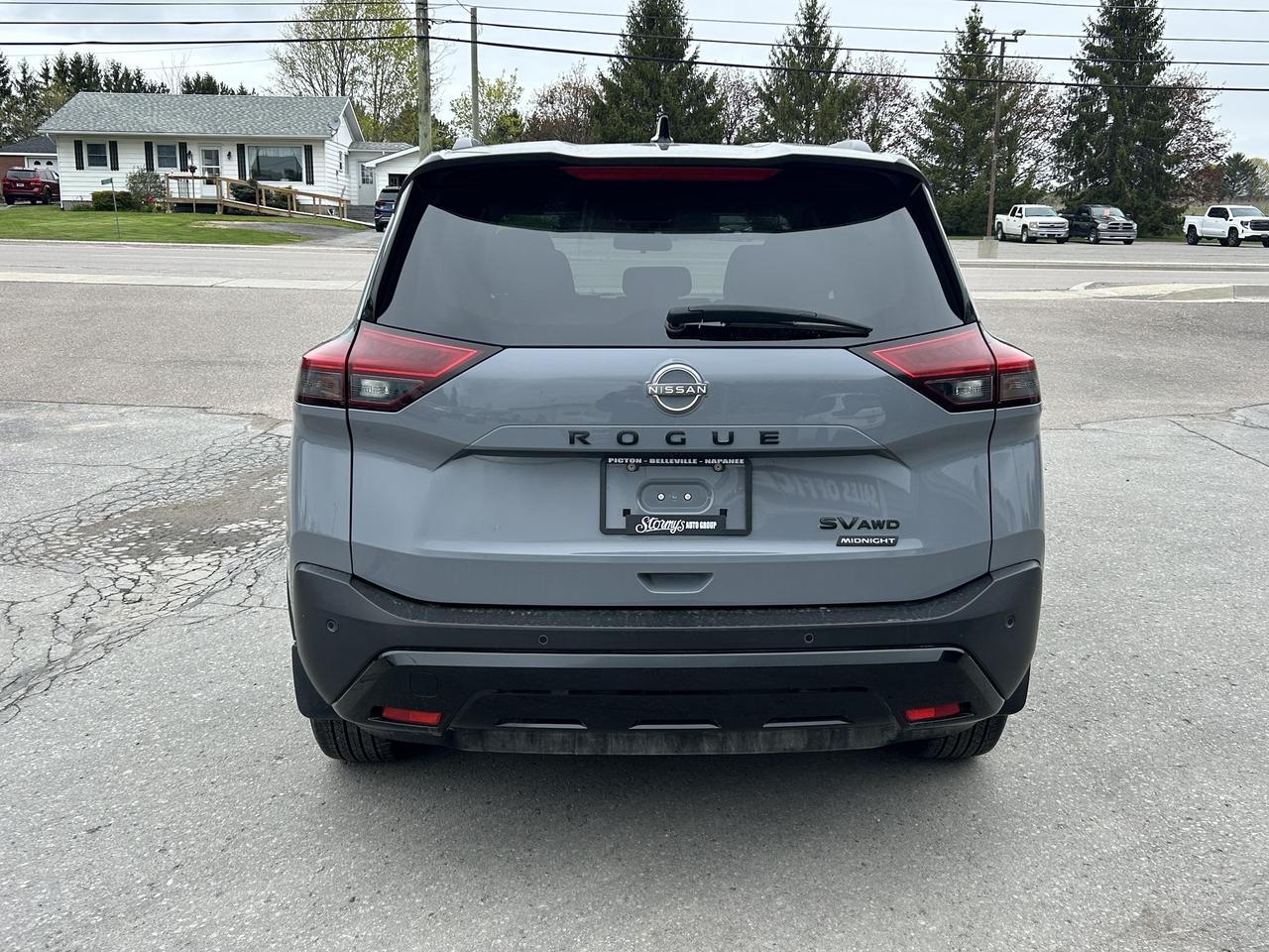 2023 Nissan Rogue SV MIDNIGHT EDITION/LEATHER/SUNROOF CALL NAPANEE Photo
