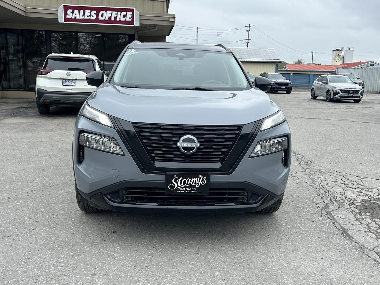 2023 Nissan Rogue SV MIDNIGHT EDITION/LEATHER/SUNROOF CALL NAPANEE Photo