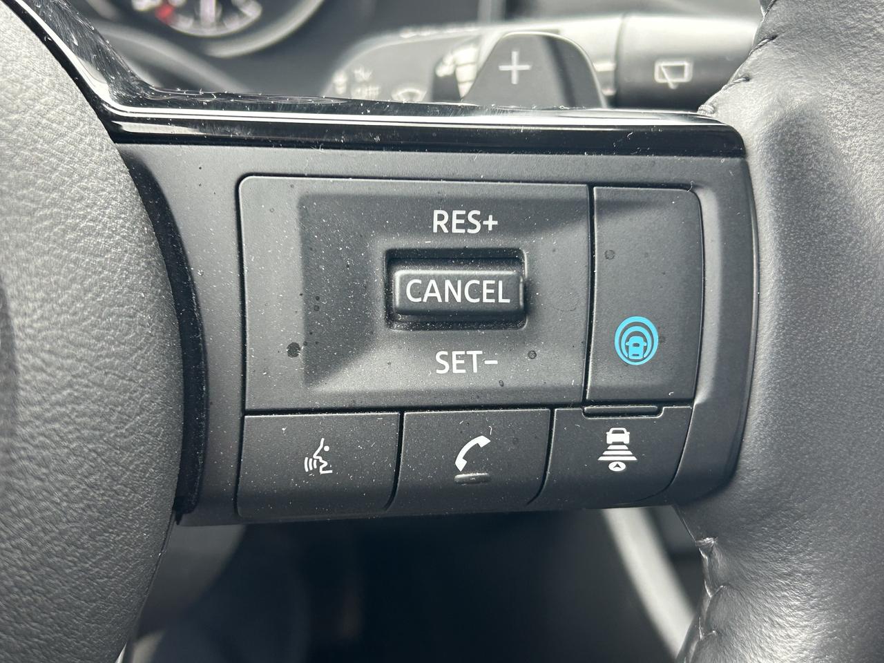 2023 Nissan Rogue SV MIDNIGHT EDITION/LEATHER/SUNROOF CALL NAPANEE Photo