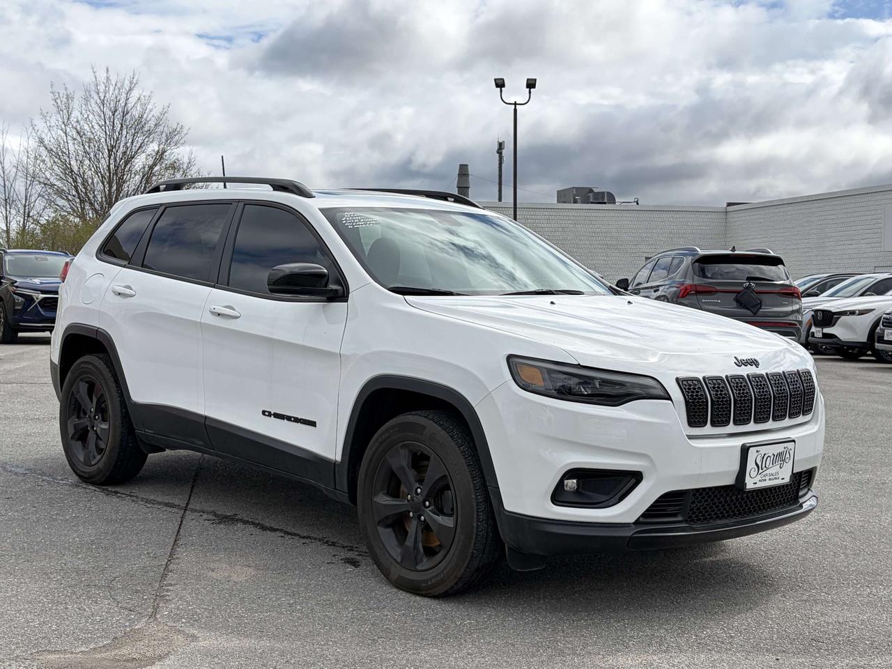 2022 Jeep Cherokee Altitude 36K CALL NAPANEE 613-354-2100 Photo