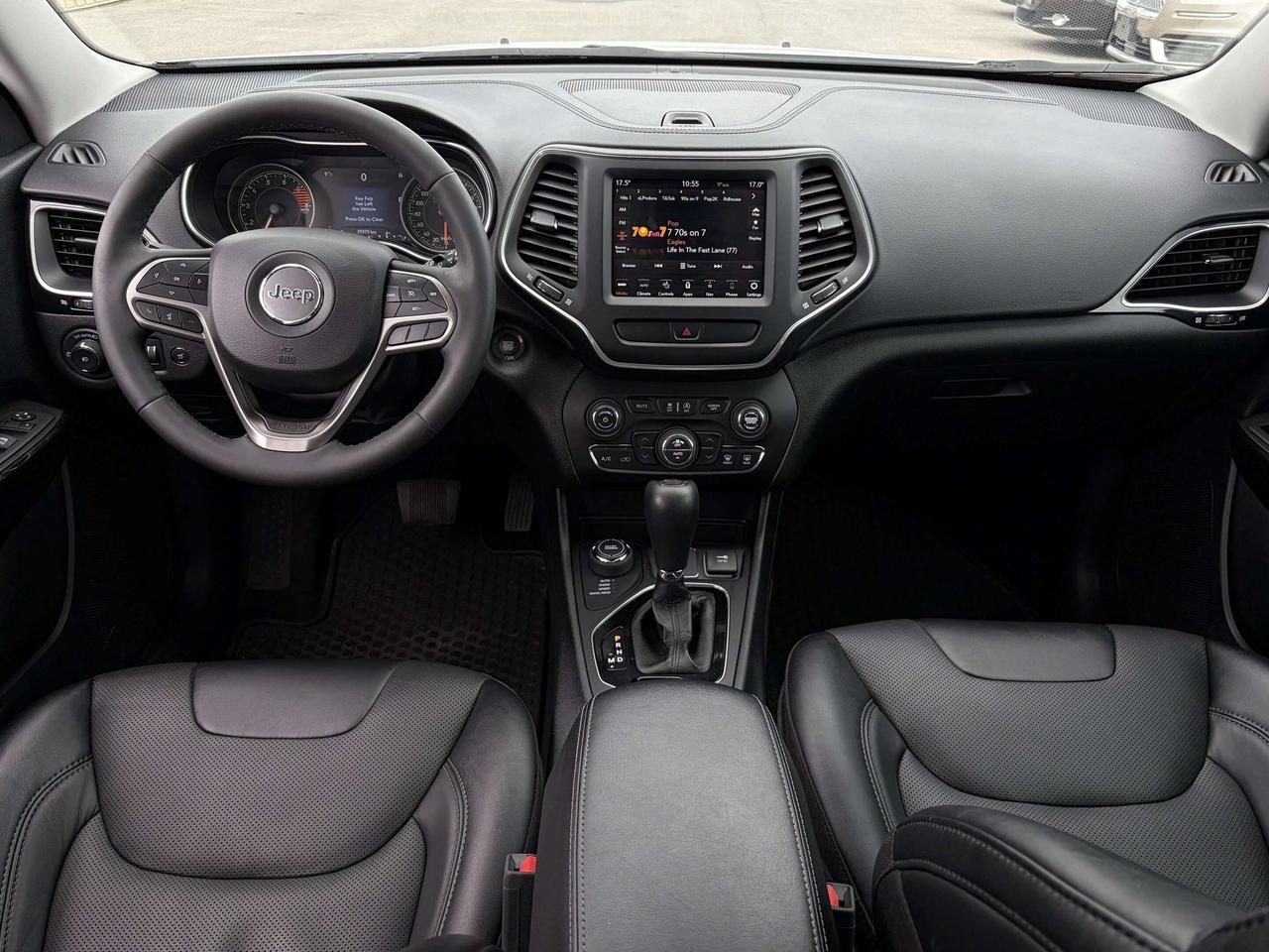 2022 Jeep Cherokee Altitude 36K CALL NAPANEE 613-354-2100 Photo