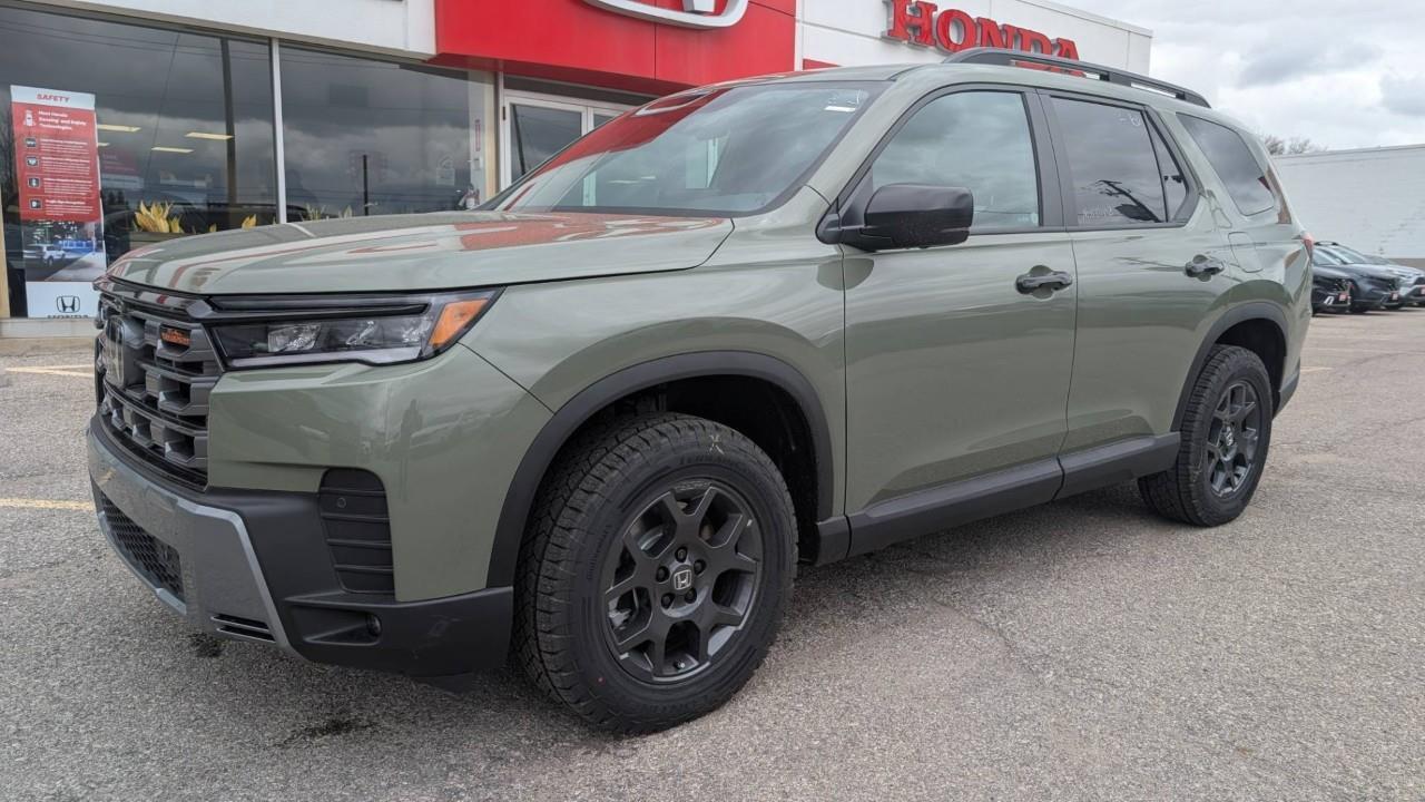 2026 Honda Pilot TrailSport 4dr All-Wheel Drive Photo