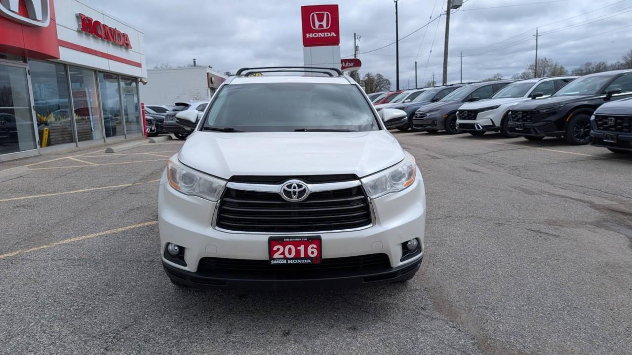 2016 Toyota Highlander XLE 4dr All-wheel Drive Photo