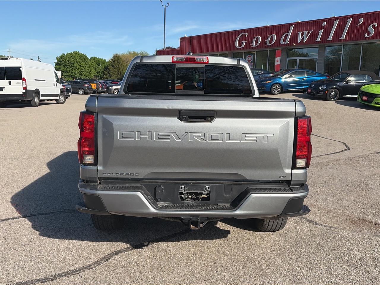 2023 Chevrolet Colorado LT, SUNROOF, REMOTE START, CLEAN CARFAX! Photo