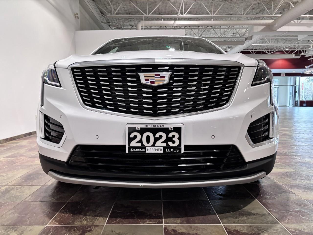 2023 Cadillac XT5 Premium Luxury PREMIUM LUXURY - 1 OWNER Photo3