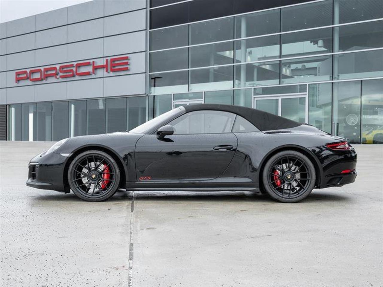 2018 Porsche 911 Carrera 4 GTS Photo