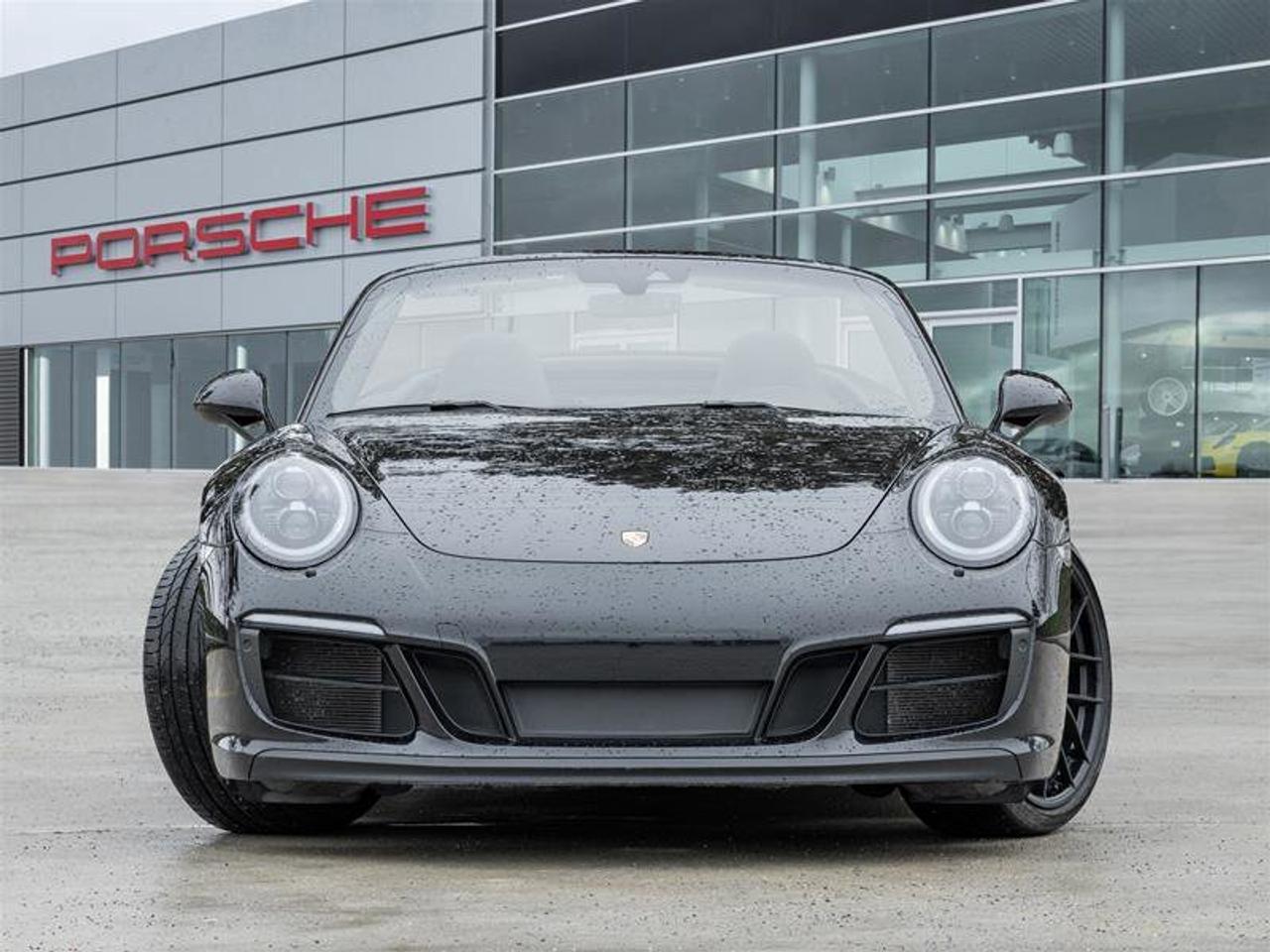 2018 Porsche 911 Carrera 4 GTS Photo
