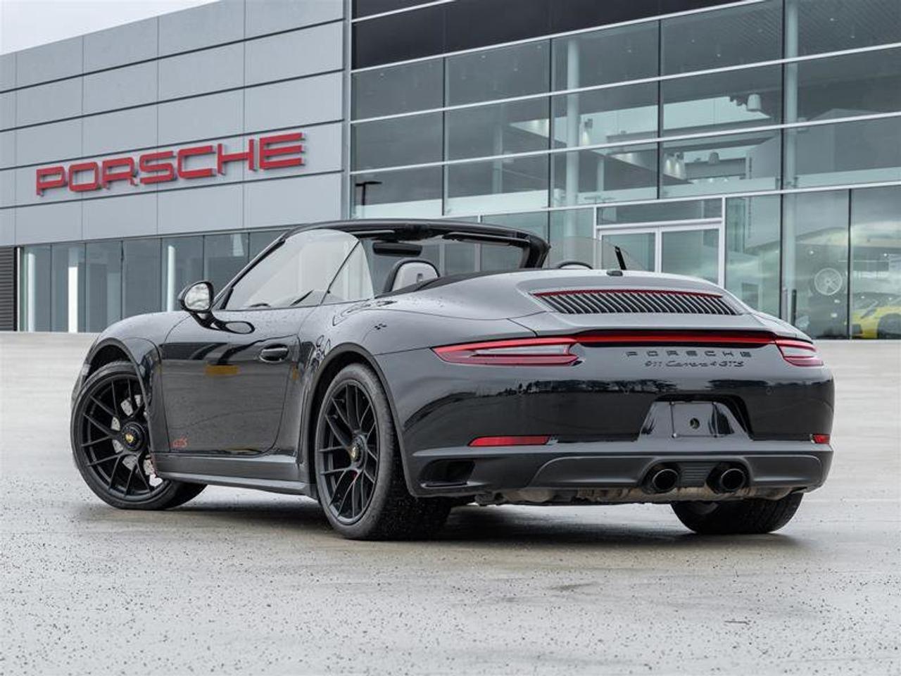 2018 Porsche 911 Carrera 4 GTS Photo