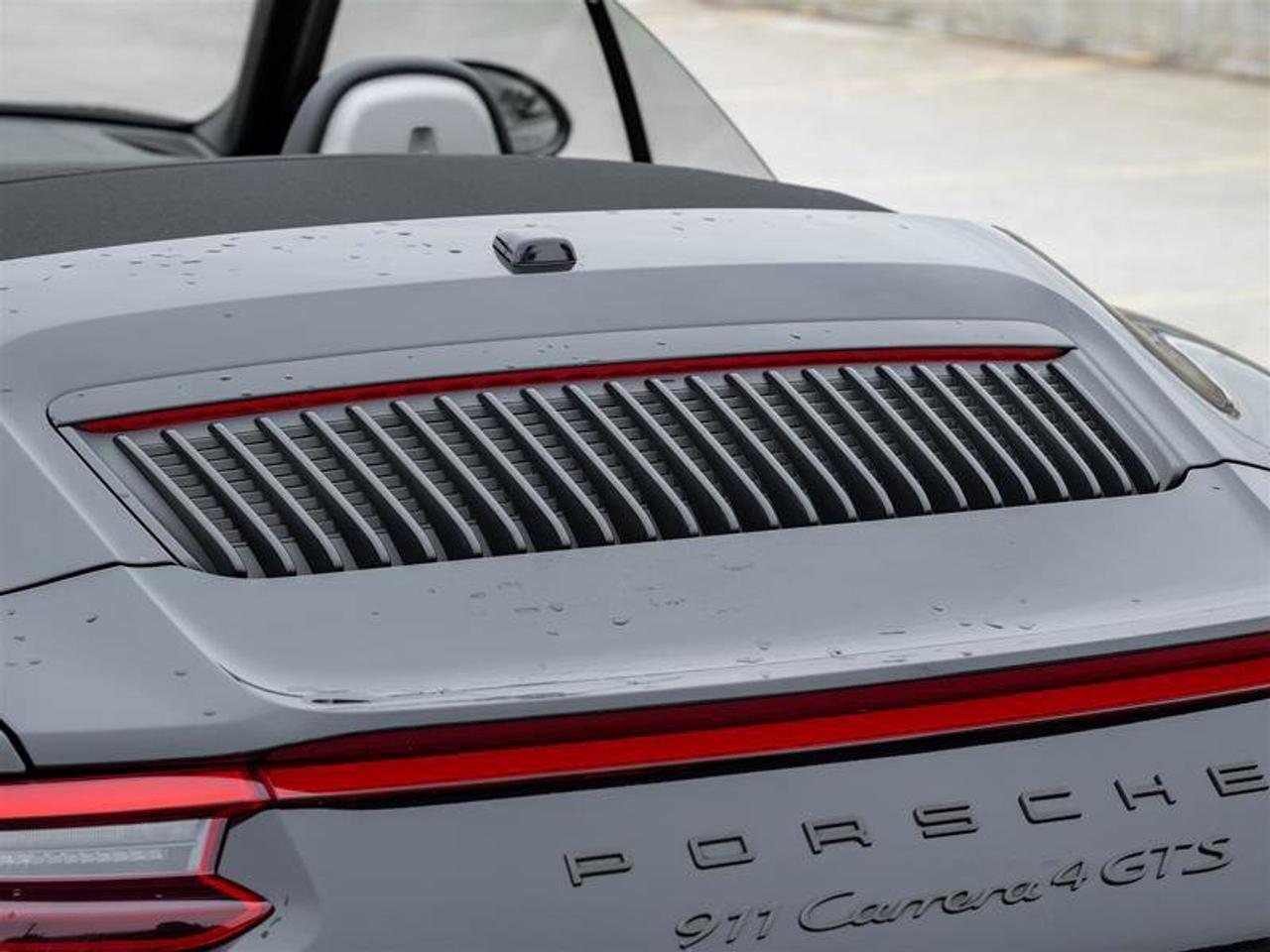 2018 Porsche 911 Carrera 4 GTS Photo