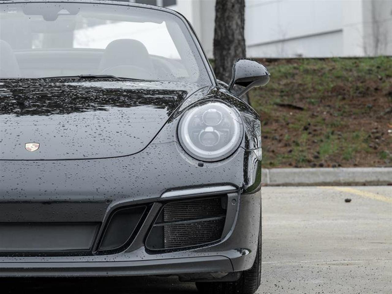 2018 Porsche 911 Carrera 4 GTS Photo