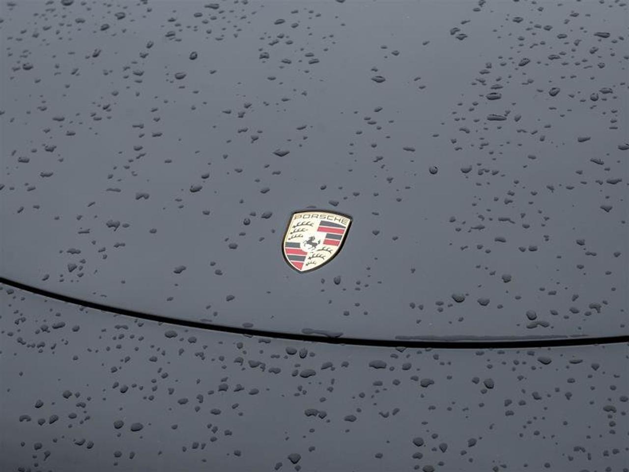 2018 Porsche 911 Carrera 4 GTS Photo