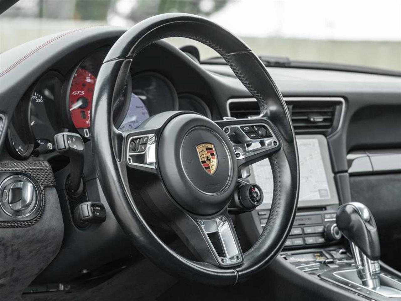 2018 Porsche 911 Carrera 4 GTS Photo