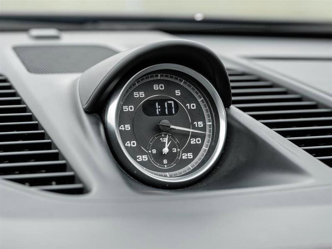 2018 Porsche 911 Carrera 4 GTS Photo