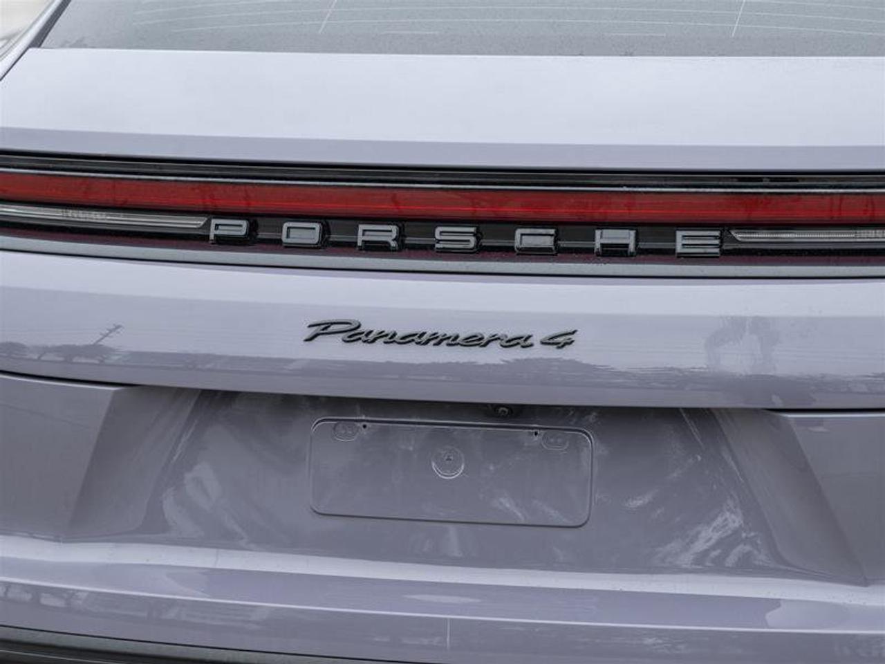 2025 Porsche Panamera 4 E-Hybrid AWD 21 Panamera SportDesign Wheels Rear Photo