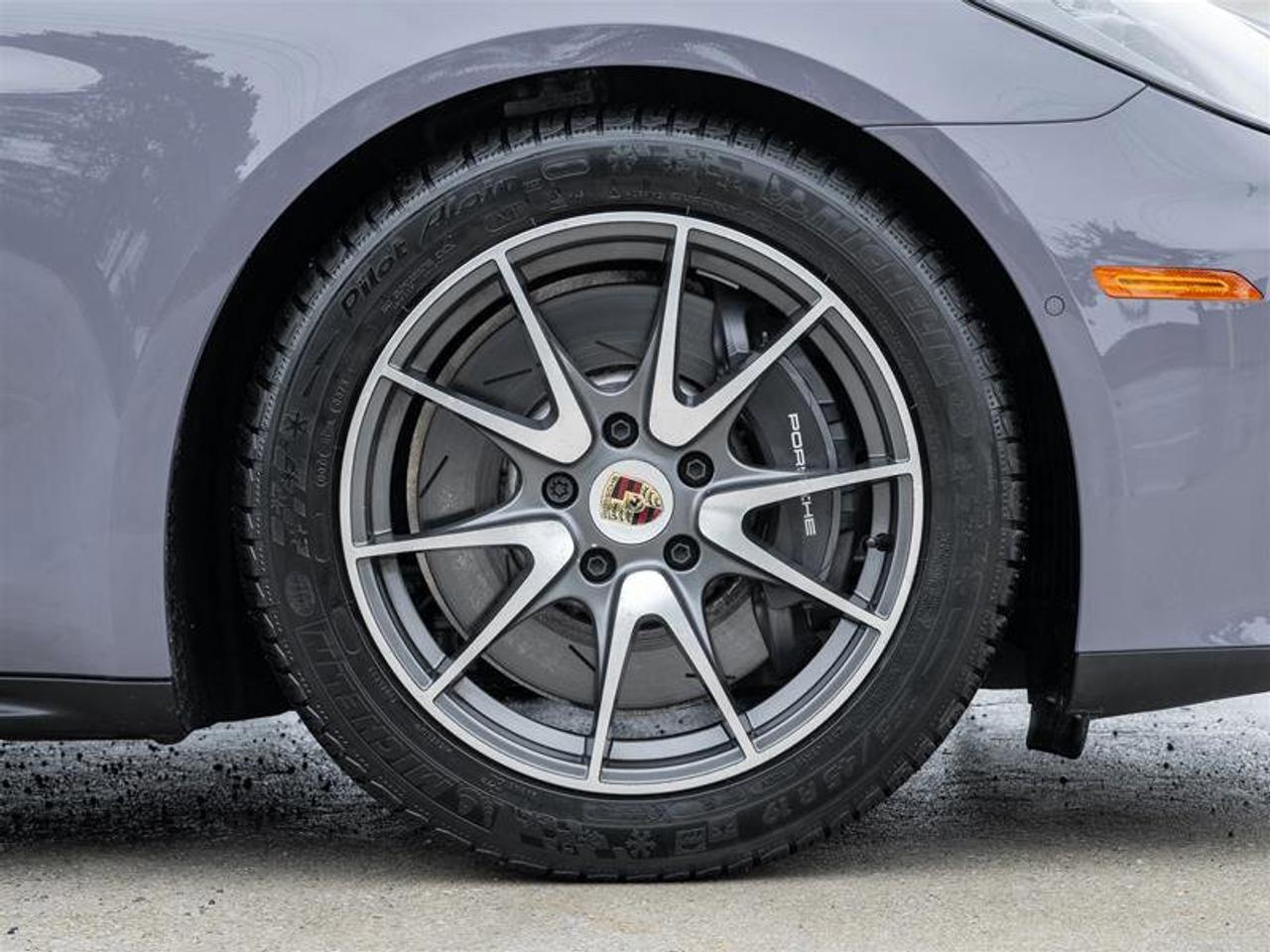 2025 Porsche Panamera 4 E-Hybrid AWD 21 Panamera SportDesign Wheels Rear Photo