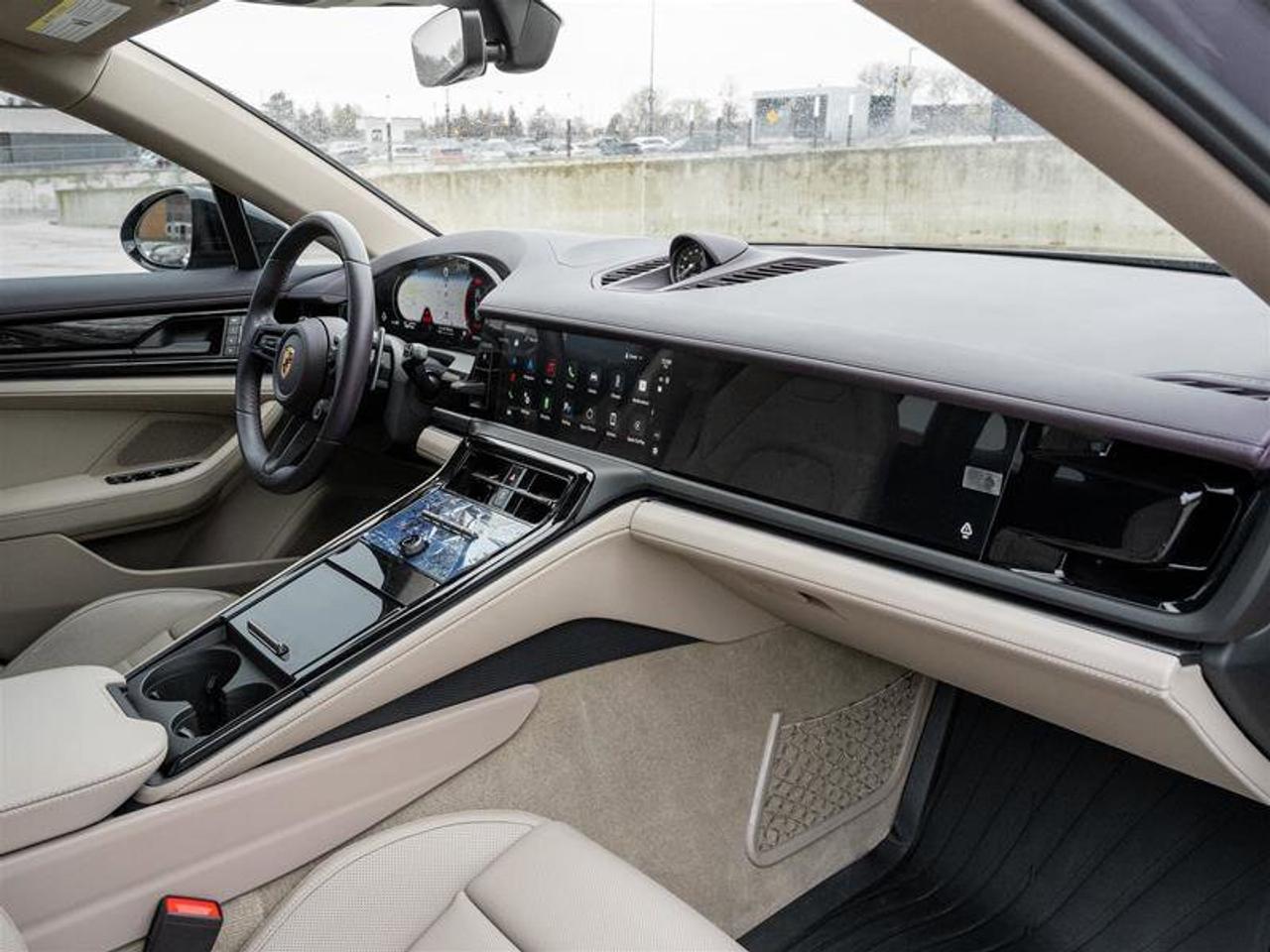 2025 Porsche Panamera 4 E-Hybrid AWD 21 Panamera SportDesign Wheels Rear Photo