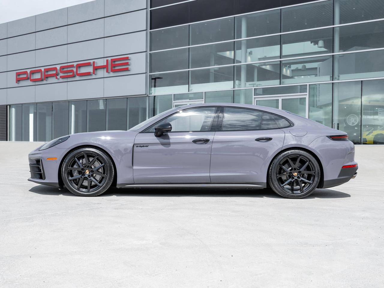 2025 Porsche Panamera 4 E-Hybrid AWD 21 Panamera SportDesign Wheels Rear Photo