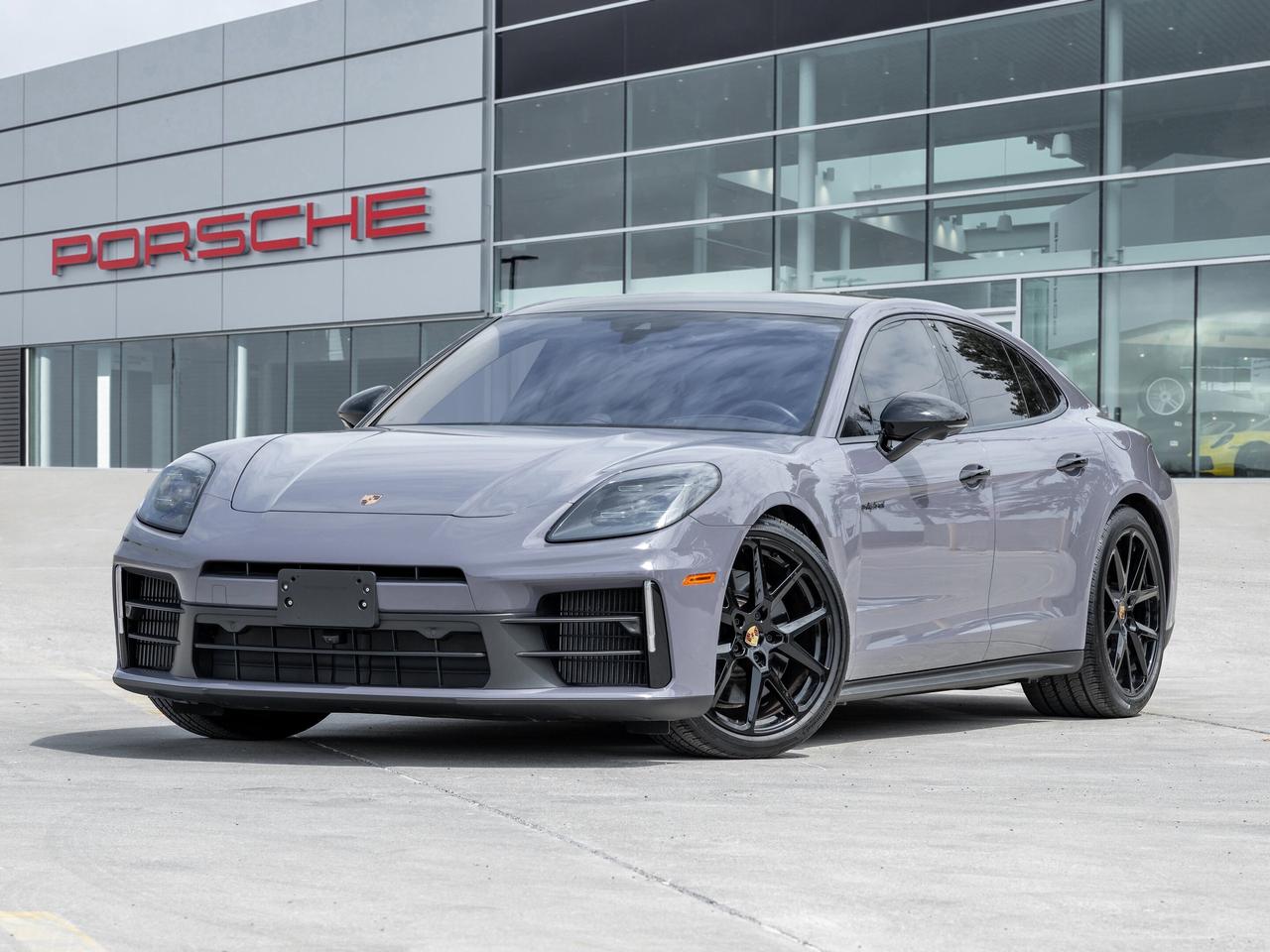 2025 Porsche Panamera 4 E-Hybrid AWD 21 Panamera SportDesign Wheels Rear Photo0