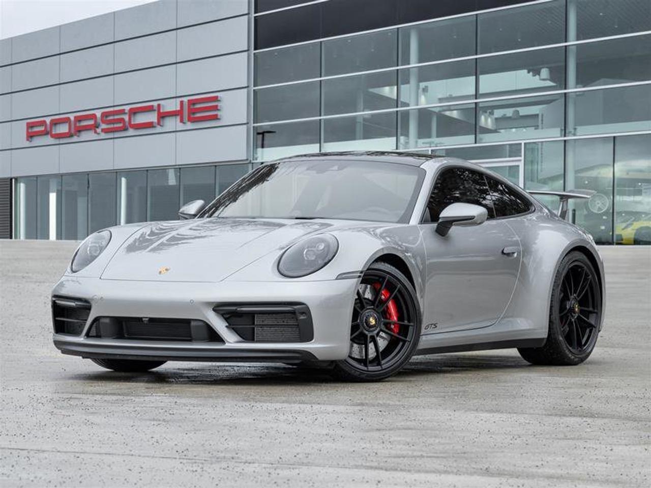 2024 Porsche 911 Carrera GTS Photo