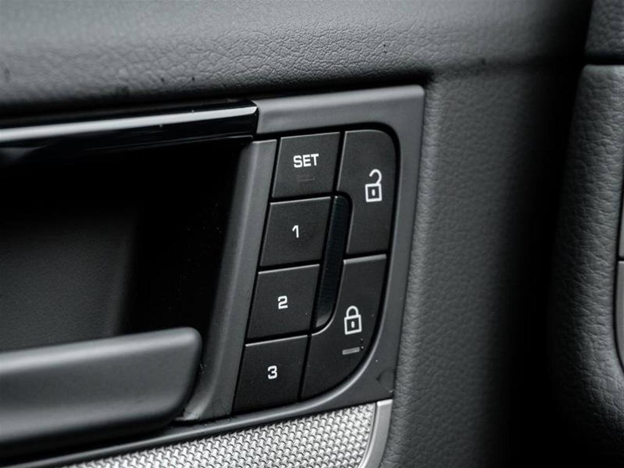 2026 Porsche Cayenne Coupe AWD Premium Pkg Plus 21 Exclusive Design Whe Photo