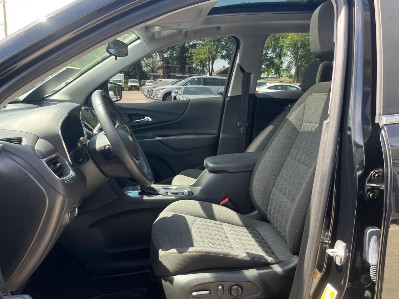 2022 Chevrolet Equinox LT CPO RATES APPLY 3.99%-5.49% OAC Photo