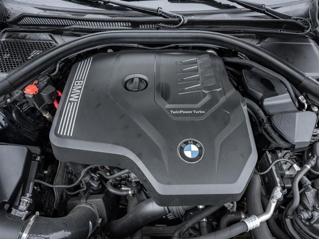 2024 BMW 3 Series 330i xDrive Photo