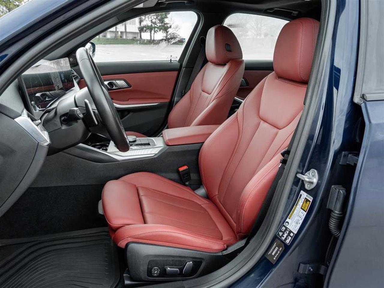 2024 BMW 3 Series 330i xDrive Photo