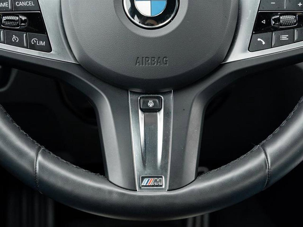 2024 BMW 3 Series 330i xDrive Photo