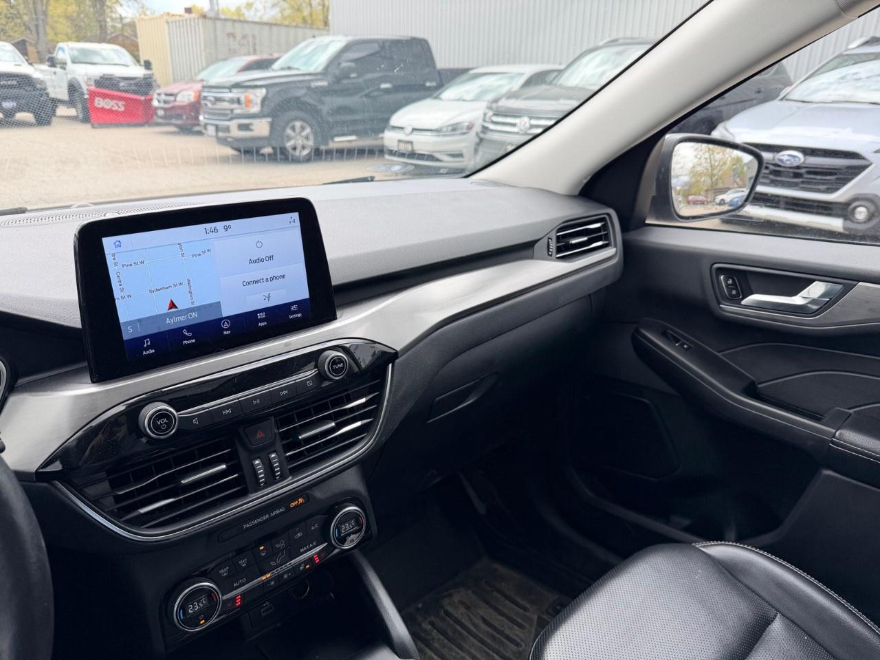 2021 Ford Escape Titanium Hybrid AWD Photo