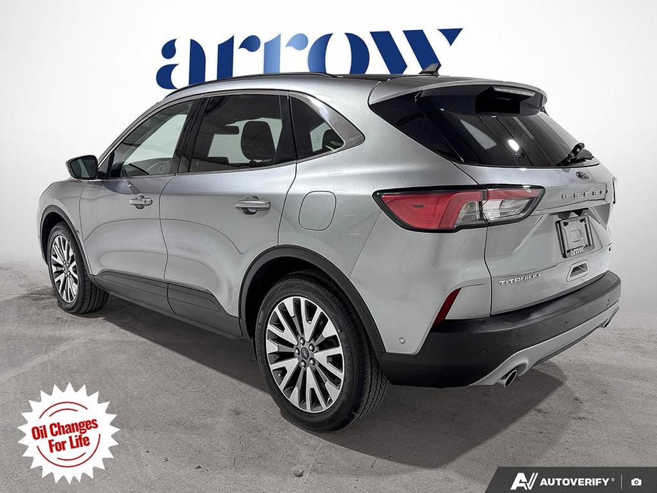 2021 Ford Escape Titanium Hybrid AWD Photo