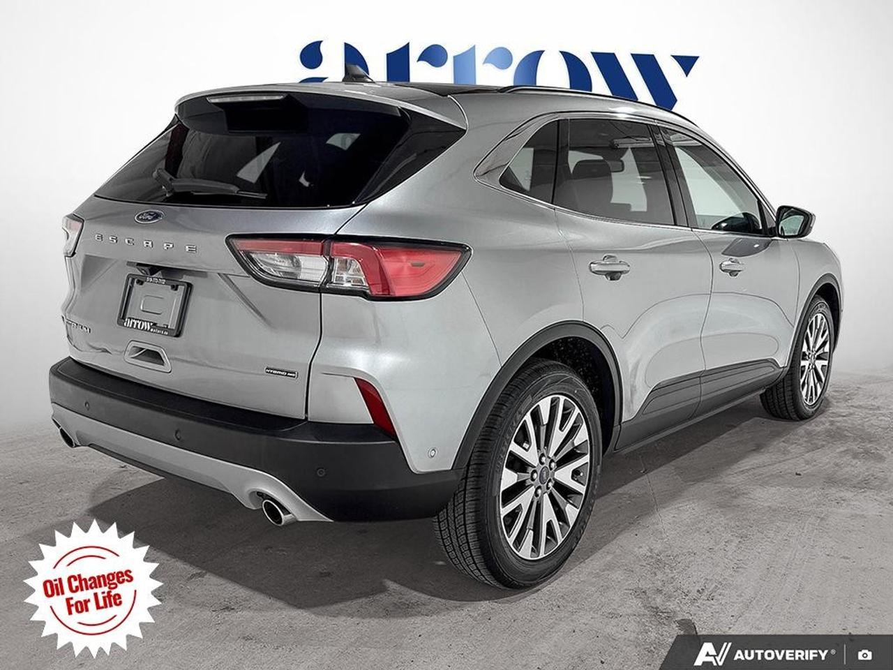 2021 Ford Escape Titanium Hybrid AWD Photo