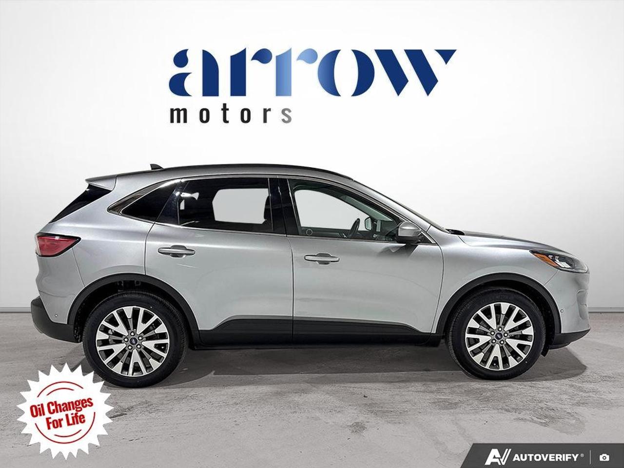 2021 Ford Escape Titanium Hybrid AWD Photo